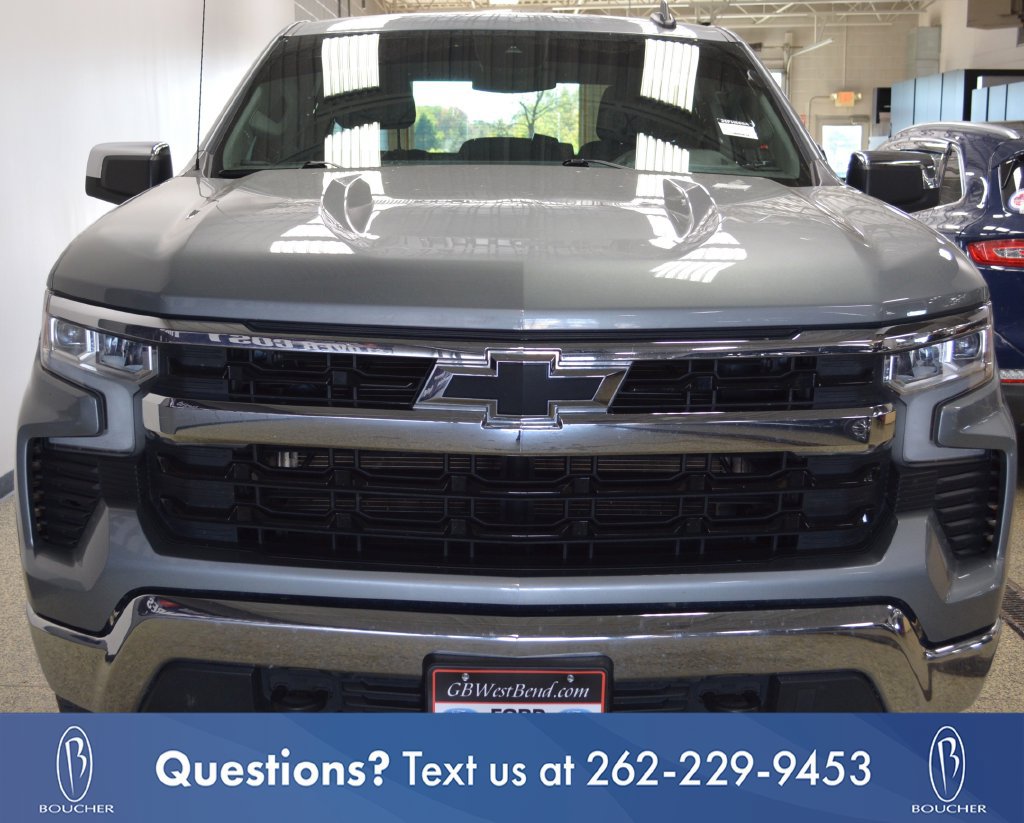 Used 2023 Chevrolet Silverado 1500 LT AWD/4WD image 4