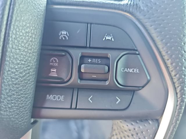 Used 2024 Toyota Tacoma SR5 AWD/4WD image 17