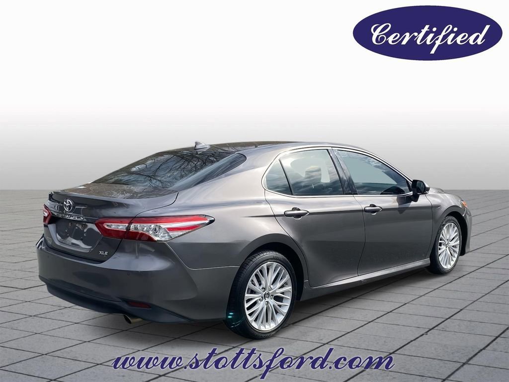 Used 2018 Toyota Camry XLE w/ Audio Package image 4