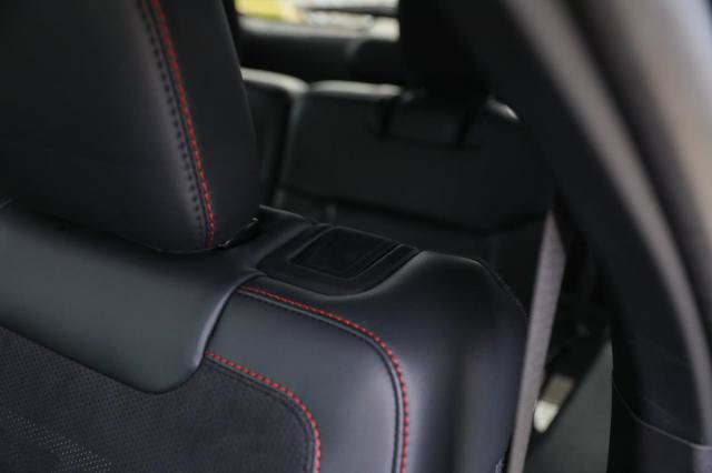 Certified 2025 Ford Explorer ST AWD/4WD image 34