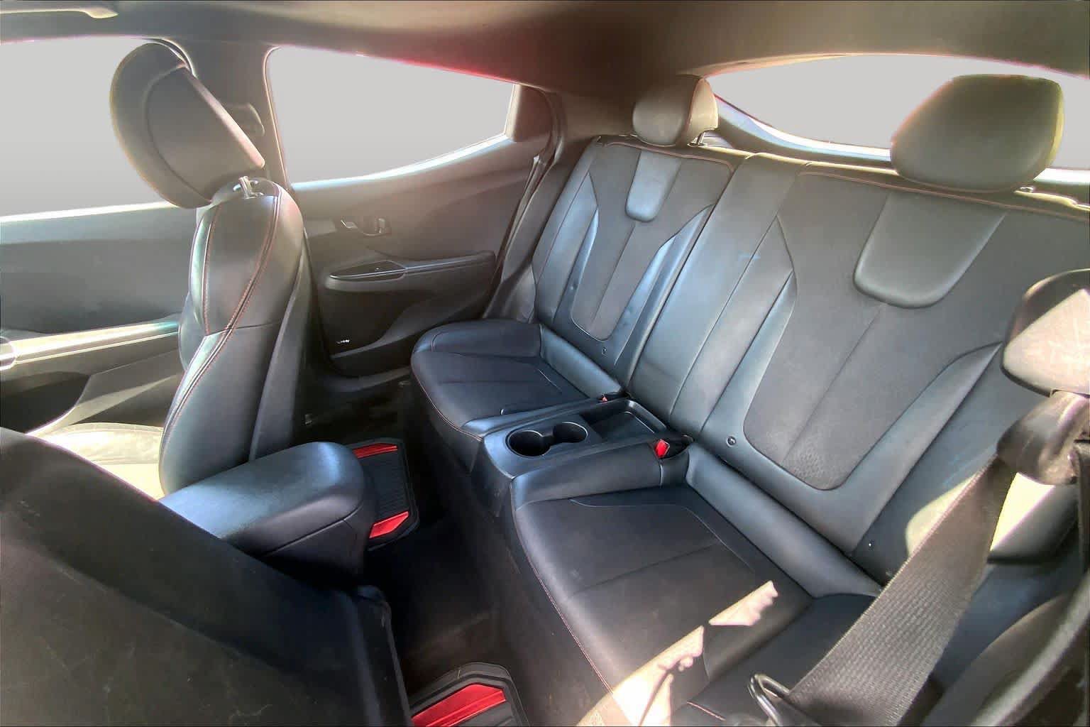 Used 2020 Hyundai Veloster Turbo FWD image 21