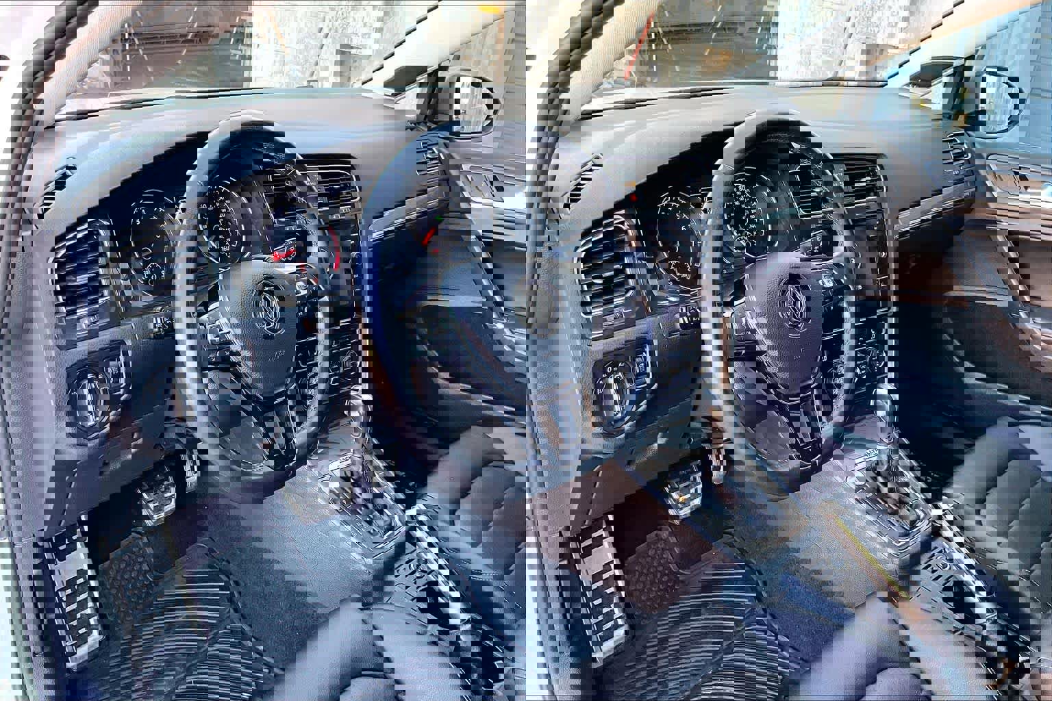 Used 2018 Volkswagen Golf Alltrack SEL image 21