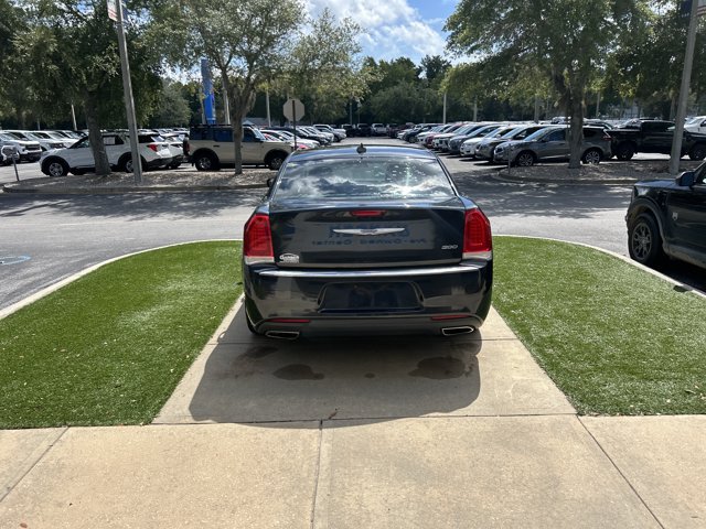 Used 2019 Chrysler 300 Touring L w/ Quick Order Package 22F RWD image 6