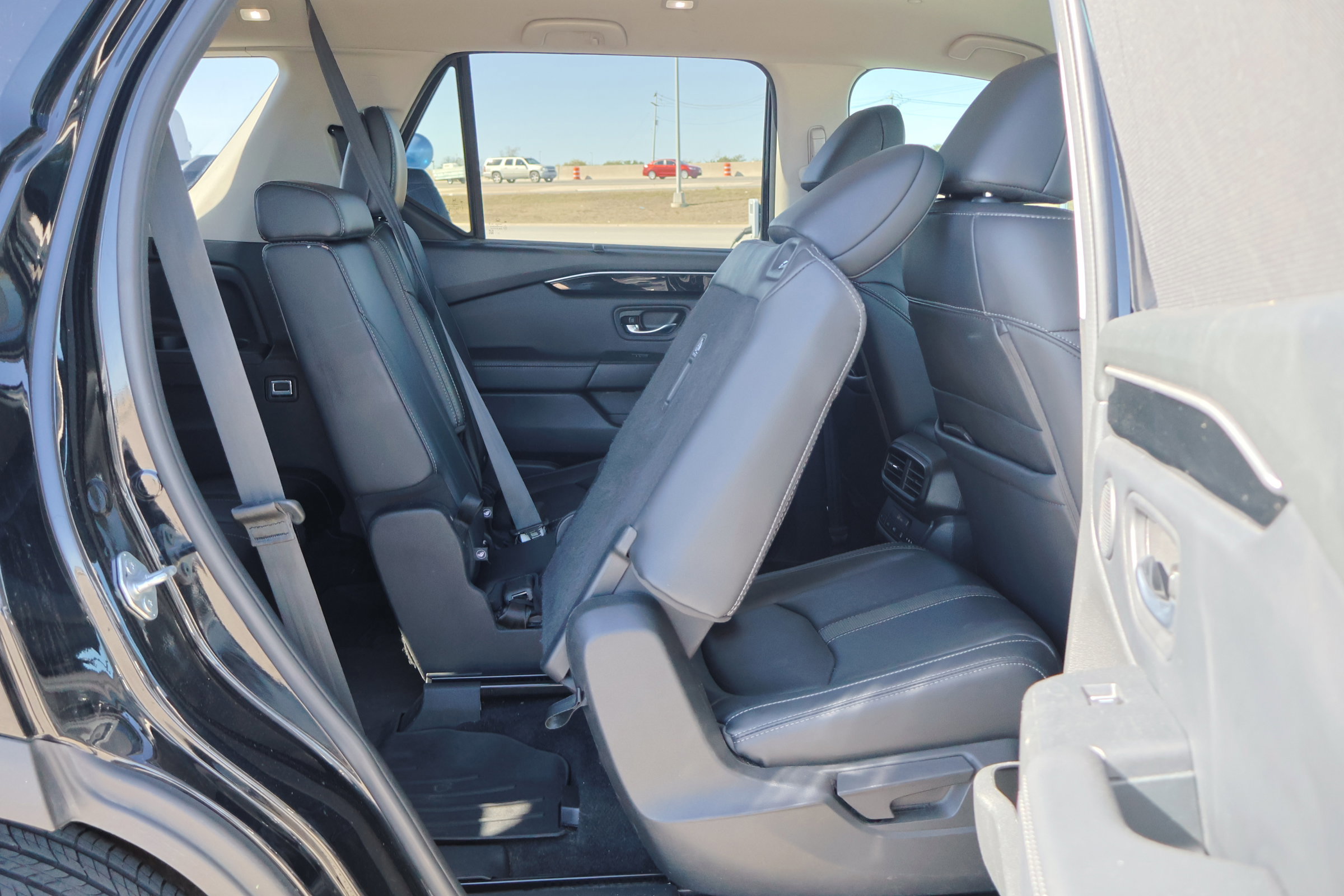 Used 2023 Honda Pilot EX-L image 41