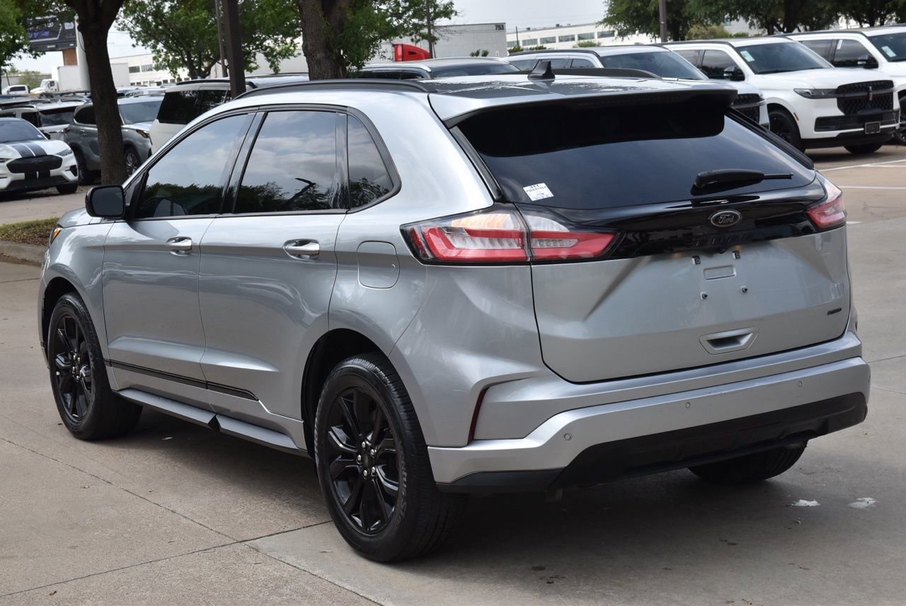 Certified 2023 Ford Edge SE w/ Black Appearance Package image 5