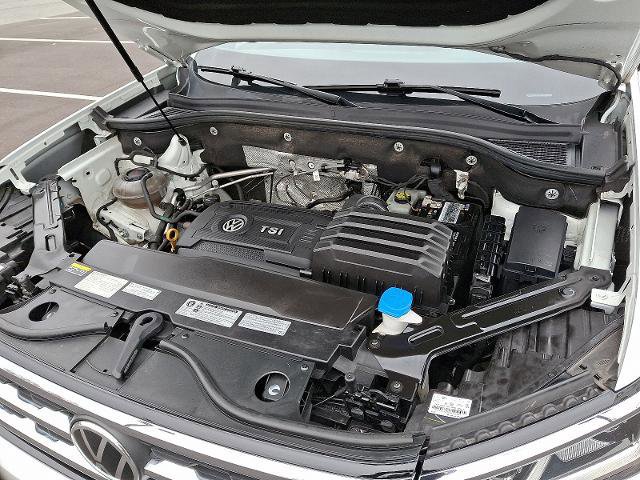 Used 2020 Volkswagen Atlas Cross Sport SEL image 29