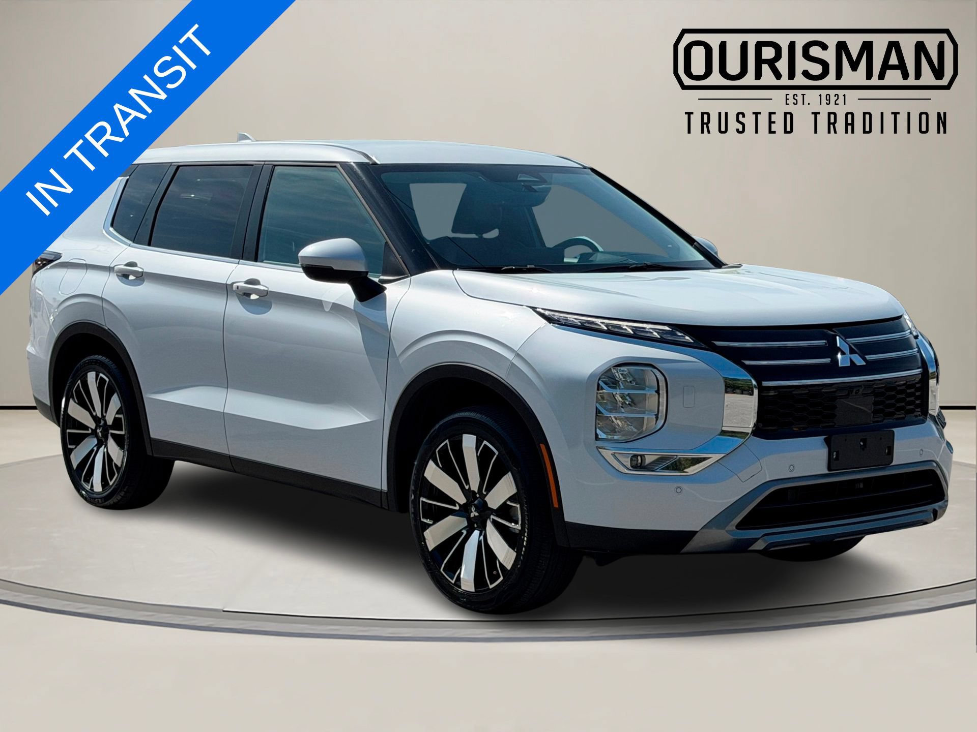Used 2025 Mitsubishi Outlander SE
