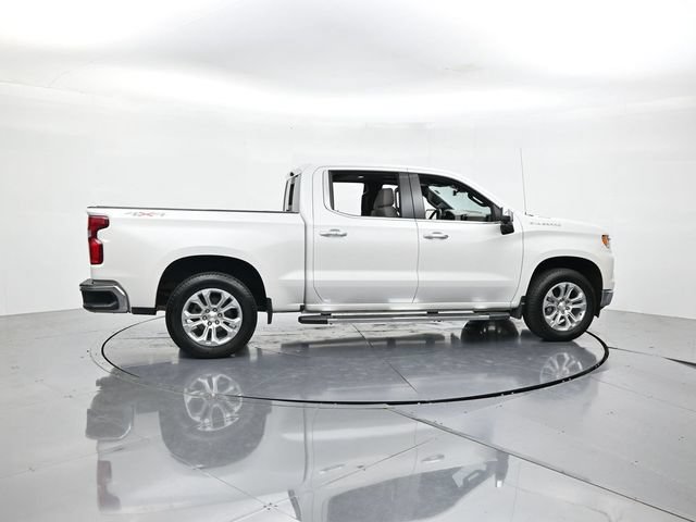 Used 2025 Chevrolet Silverado 1500 LTZ w/ LTZ Premium Package AWD/4WD image 2