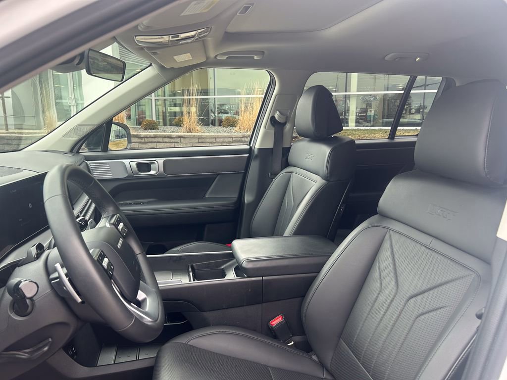 Used 2025 Hyundai Santa Fe XRT image 10