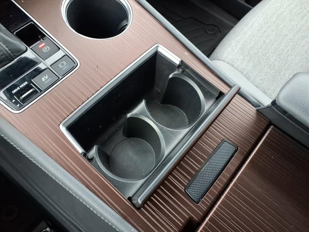 Used 2022 Toyota Sienna LE image 14