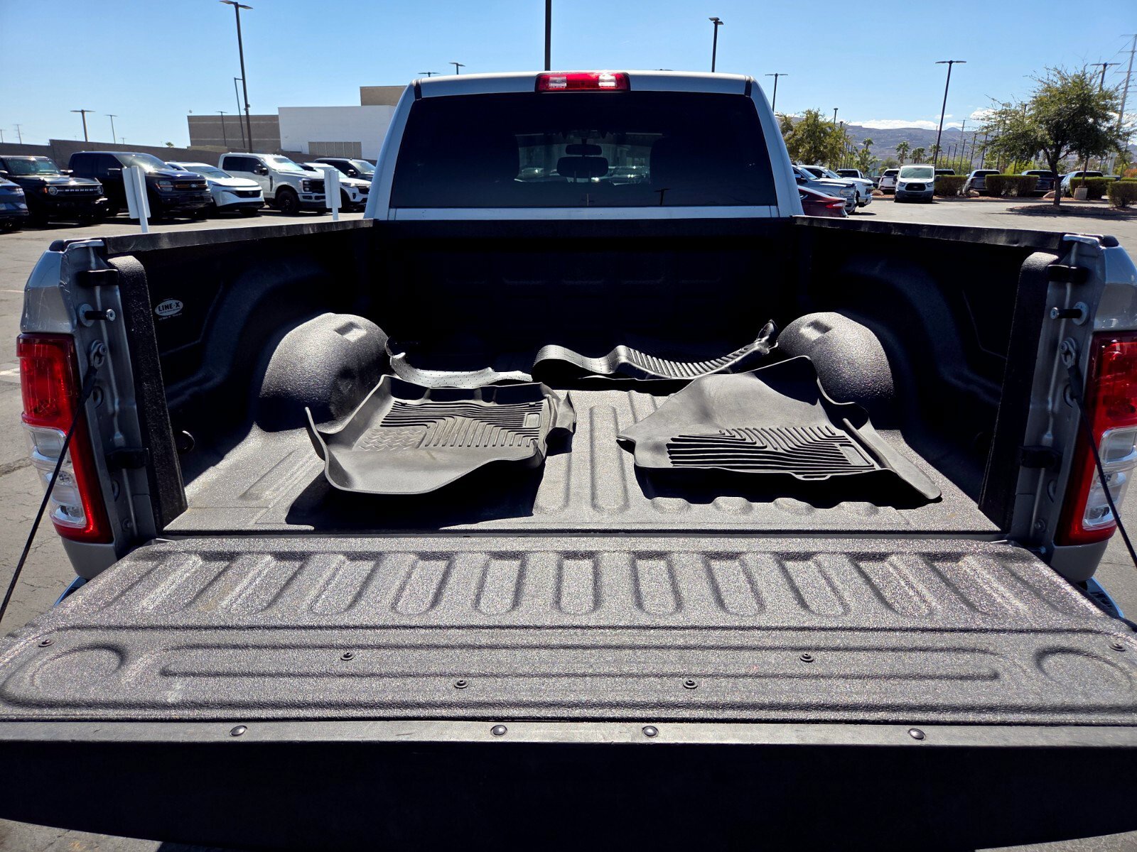 Used 2022 RAM 2500 Big Horn AWD/4WD image 13