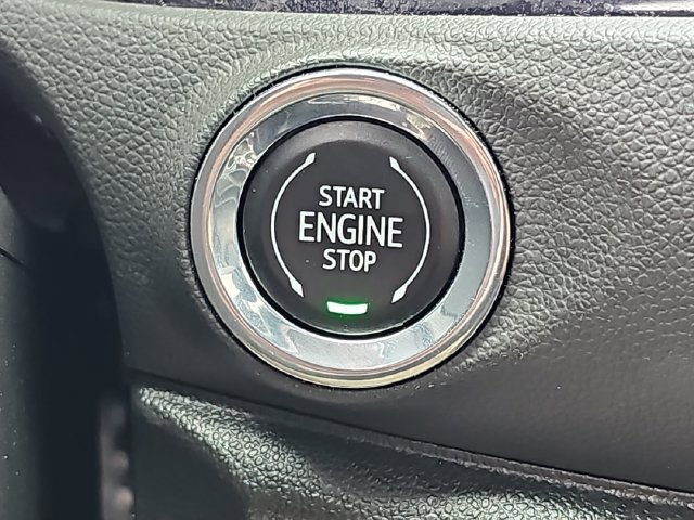 Used 2023 Buick Encore GX Essence w/ Experience Buick Package FWD image 31