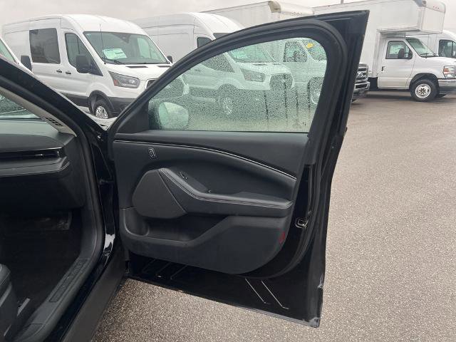 Certified 2025 Ford Mustang Mach-E Select w/ Comfort Package Lite image 15