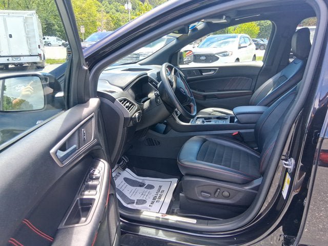Certified 2022 Ford Edge ST-Line AWD/4WD image 9