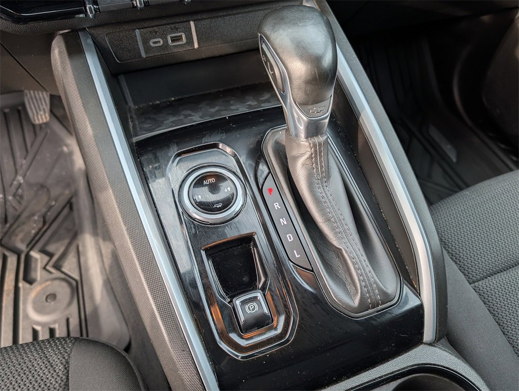 Used 2023 Chevrolet Colorado LT w/ LT Convenience Package image 16