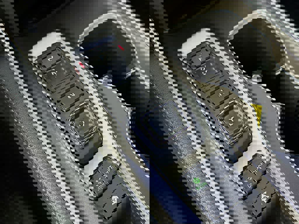 Used 2022 Honda Accord EX-L image 22