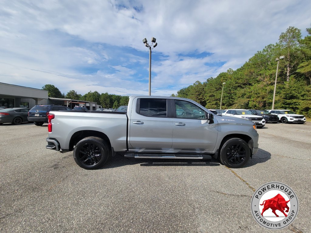 Used 2024 Chevrolet Silverado 1500 RST RWD image 8