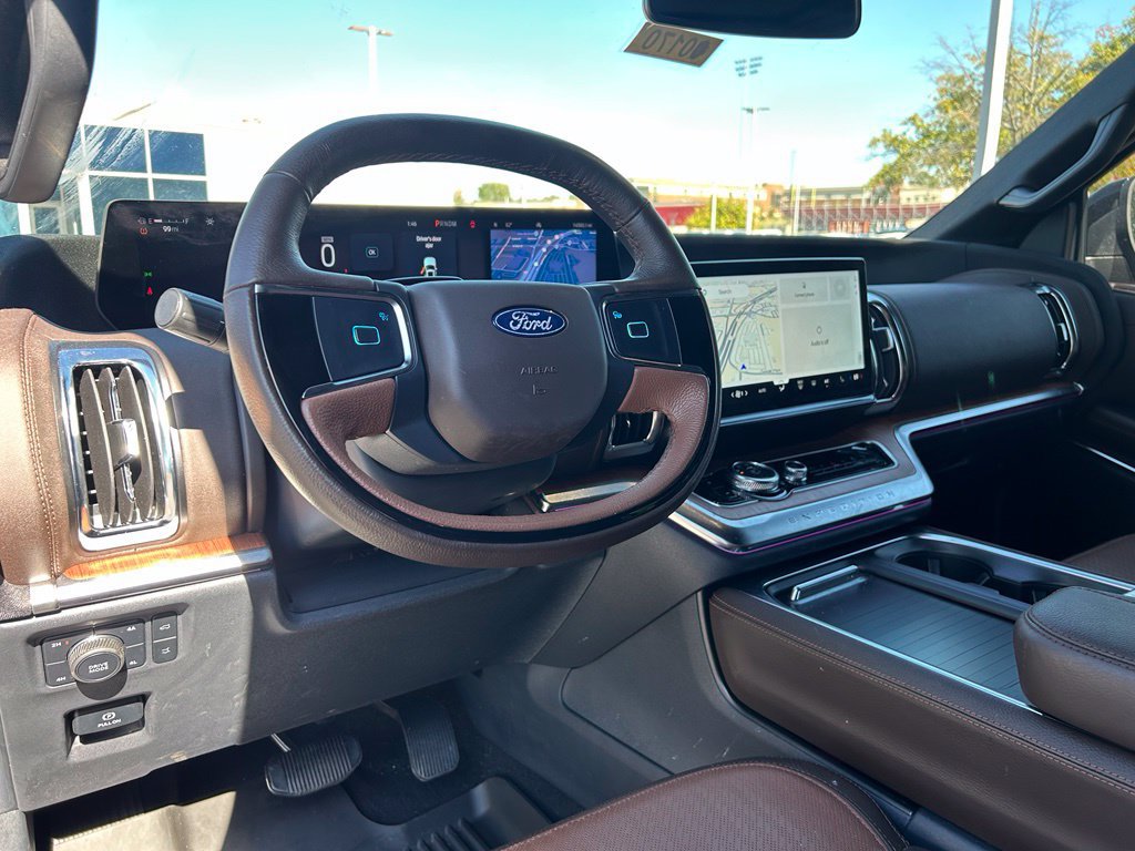 Certified 2025 Ford Expedition King Ranch AWD/4WD image 18