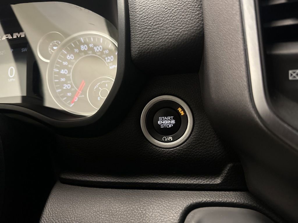 Used 2025 RAM 1500 Big Horn image 30