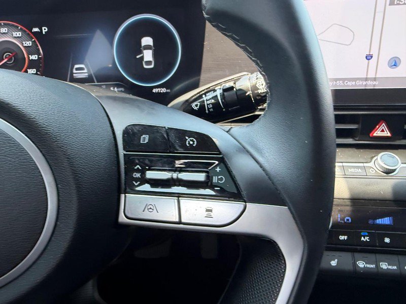 Used 2023 Hyundai Elantra SEL w/ Convenience Package FWD image 13