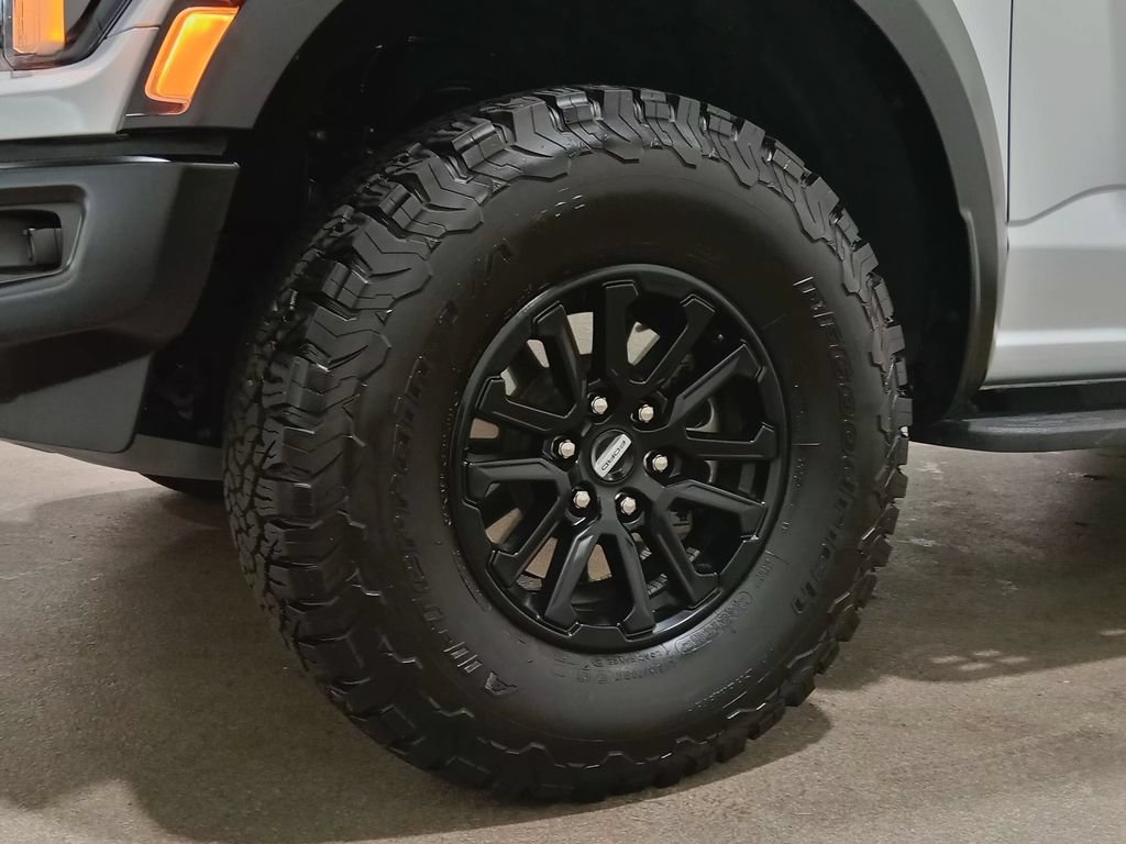 Certified 2025 Ford F150 Raptor AWD/4WD image 13