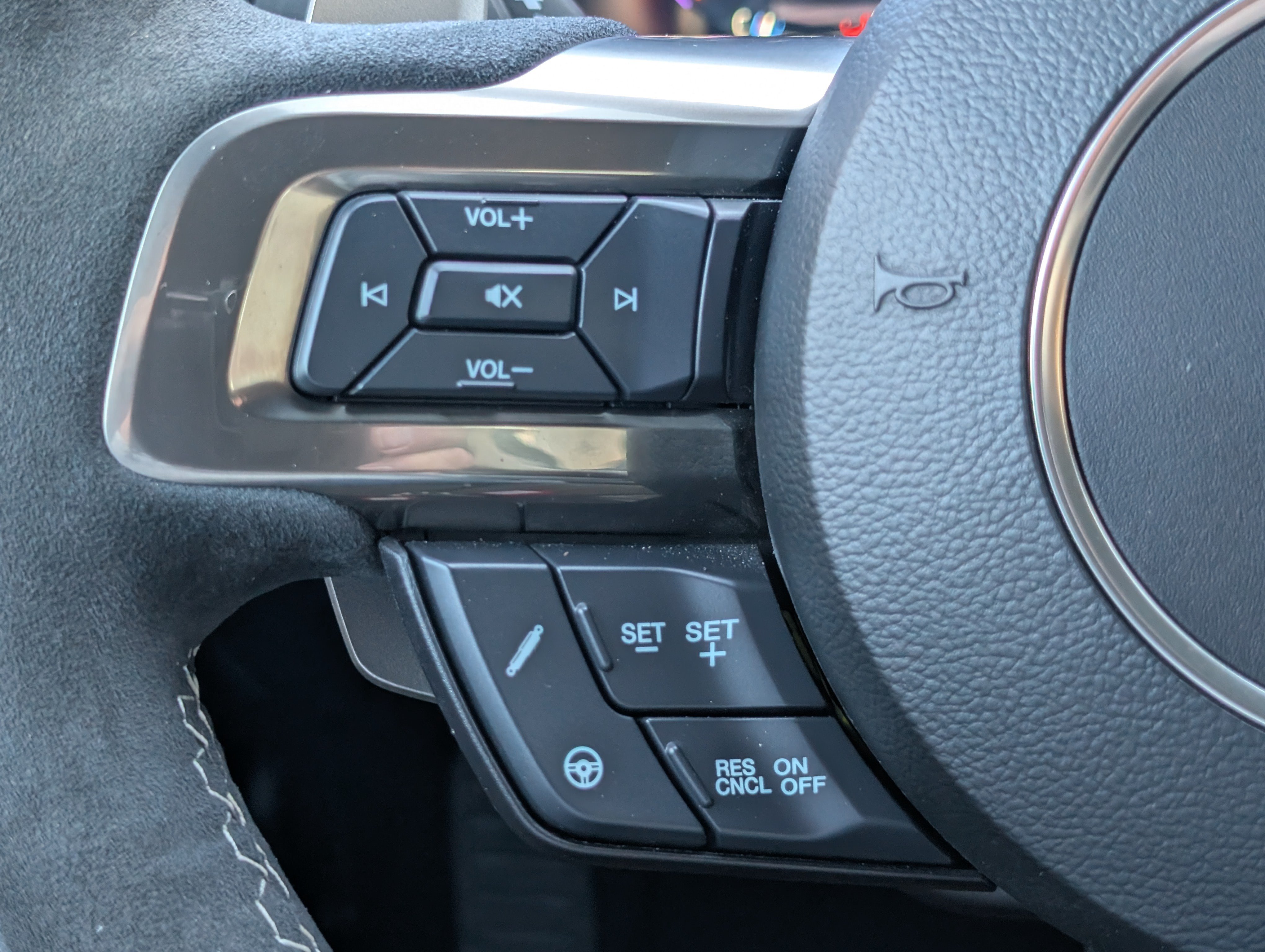 Certified 2021 Ford Mustang Shelby GT500 w/ Technology Package RWD image 19