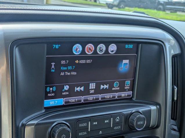 Used 2018 Chevrolet Silverado 1500 LTZ Z71 w/ Midnight Edition AWD/4WD image 23