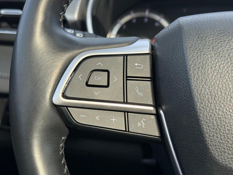 Used 2022 Toyota Highlander Platinum image 19