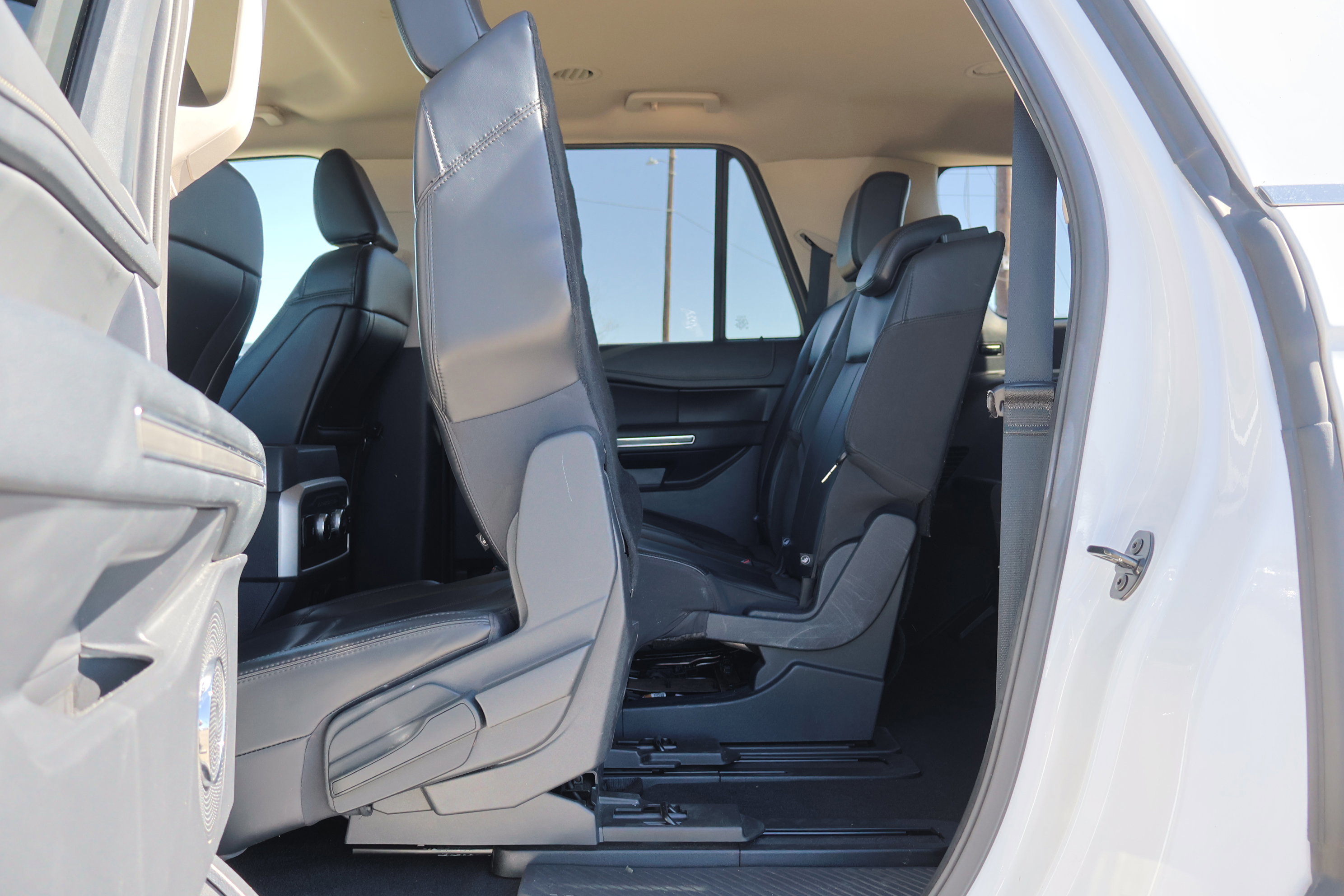 Certified 2024 Ford Expedition Max XLT image 33