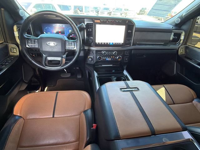 Certified 2023 Ford F450 Platinum w/ FX4 Off-Road Package image 19