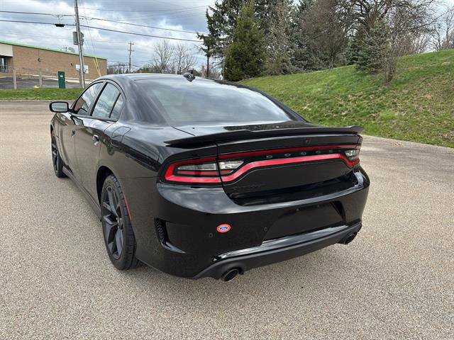 Used 2022 Dodge Charger R/T w/ Plus Group image 3