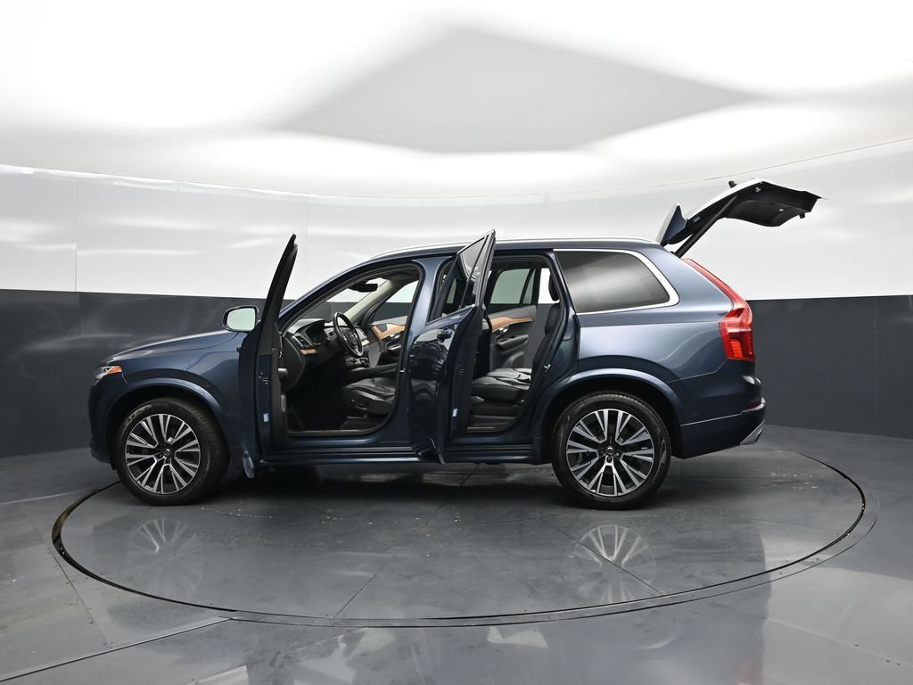 Used 2021 Volvo XC90 T5 Momentum w/ Protection Package Premier AWD/4WD image 37