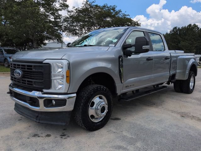 Certified 2023 Ford F350 XL w/ 360-Degree Camera Package AWD/4WD image 8