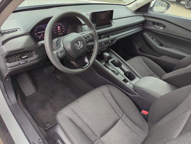 Used 2024 Honda Accord EX image 9