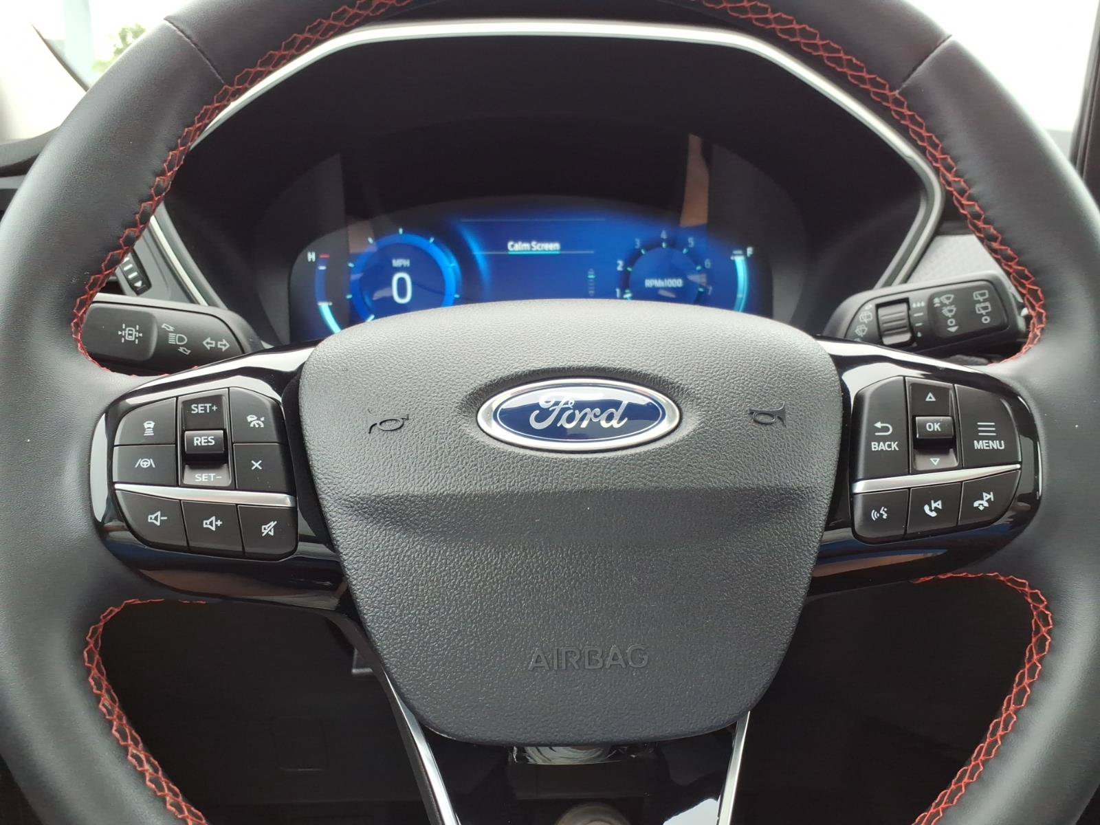 Certified 2021 Ford Escape SEL w/ SEL Stealth AWD Package image 23