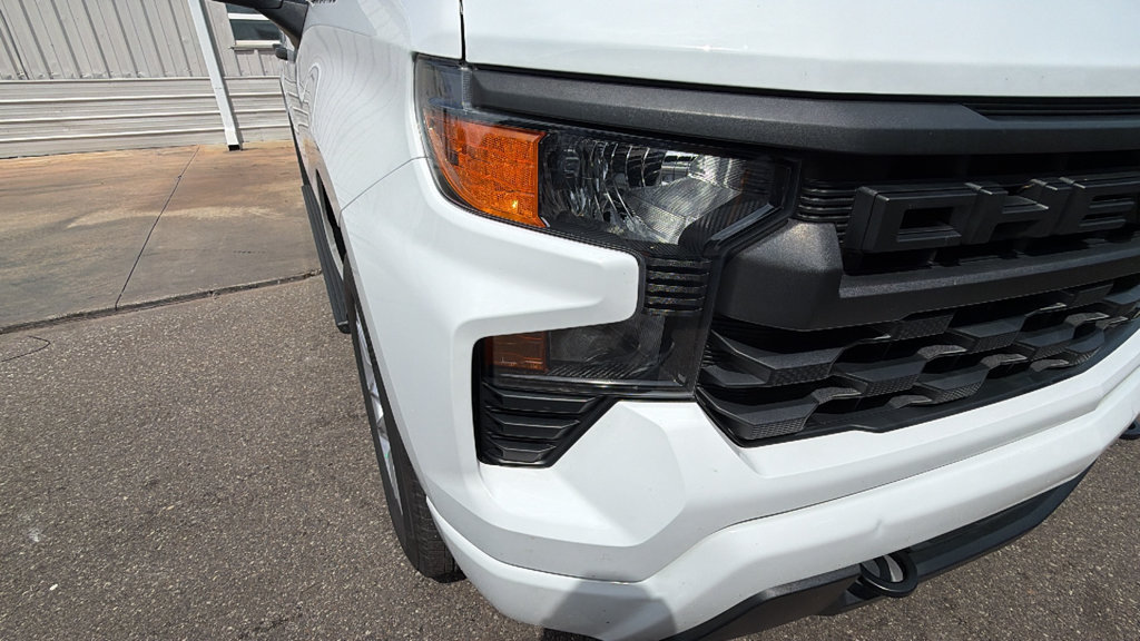 Used 2024 Chevrolet Silverado 1500 Custom RWD image 9