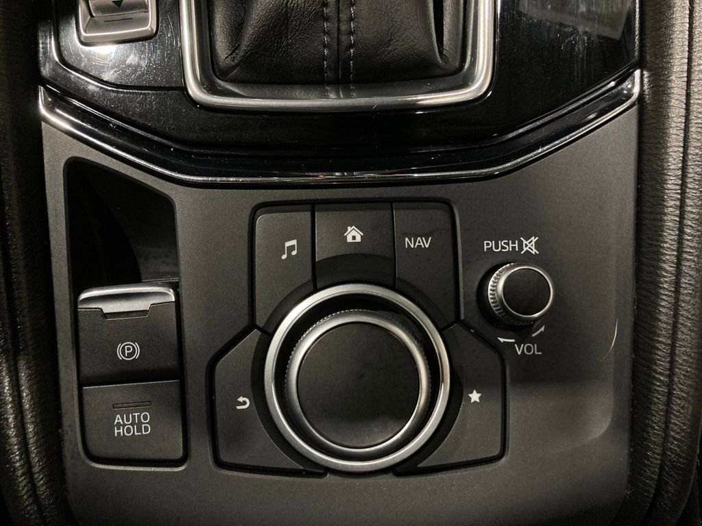 Used 2020 MAZDA CX-5 Touring image 29