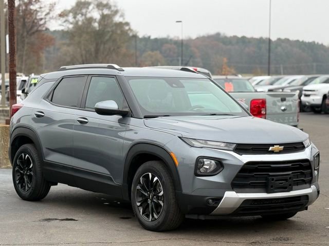 Used 2021 Chevrolet TrailBlazer LT w/ Driver Confidence Package image 34