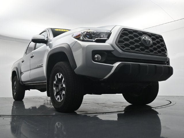 Used 2023 Toyota Tacoma TRD Off-Road AWD/4WD image 39