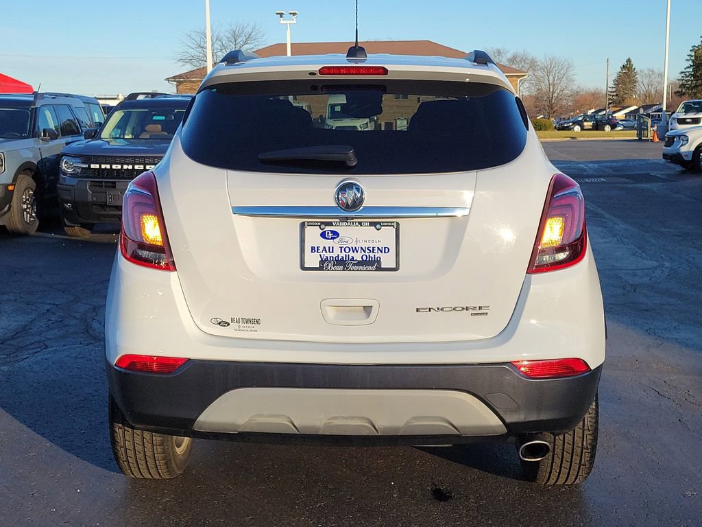 Used 2019 Buick Encore Essence image 4