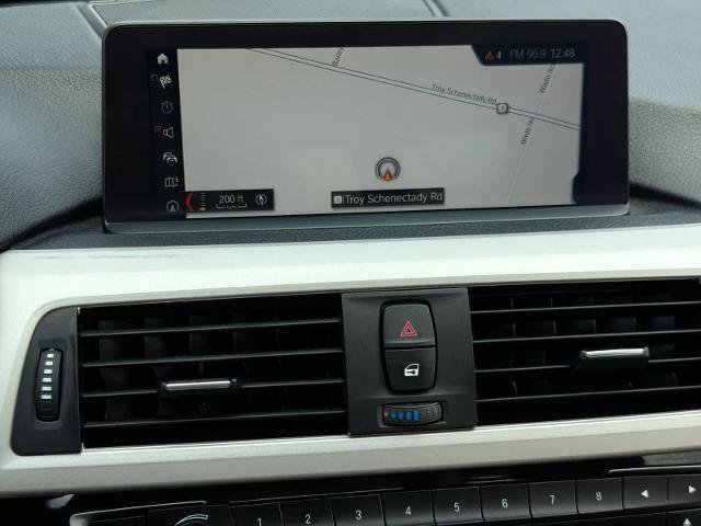 Used 2018 BMW 320i xDrive Sedan w/ Convenience Package AWD/4WD image 30