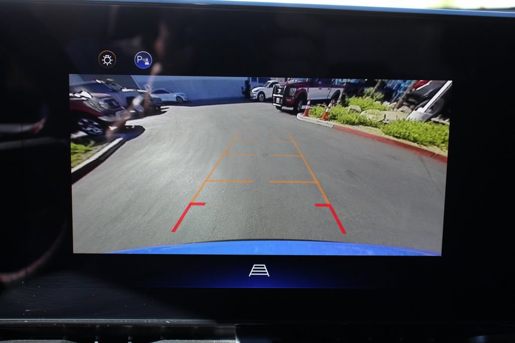 Used 2025 Chevrolet Equinox RS w/ Convenience Package III FWD image 34