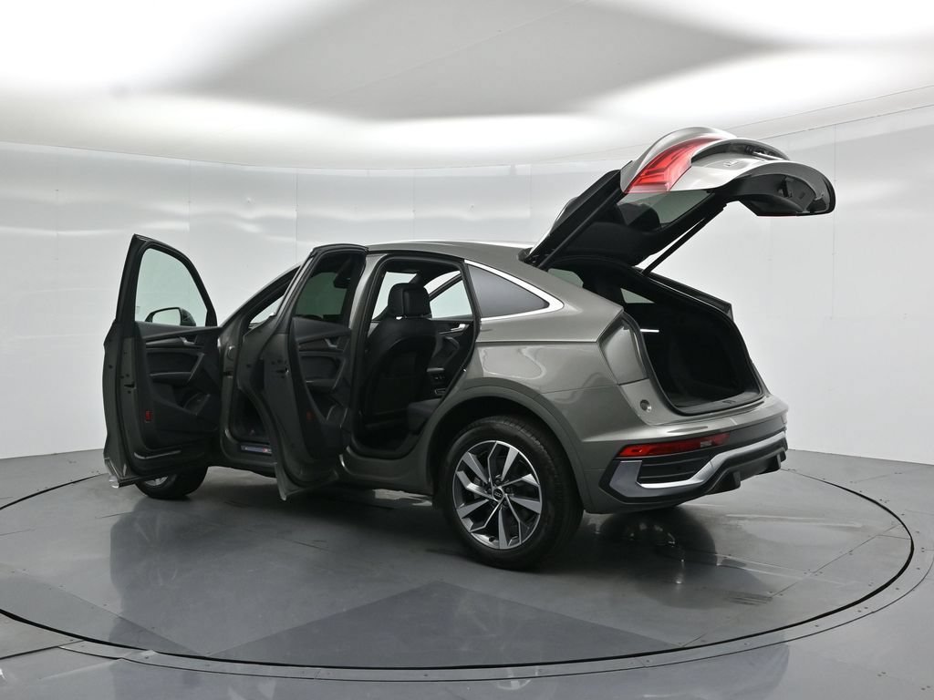 Used 2023 Audi Q5 2.0T Premium w/ Convenience Package AWD/4WD image 38