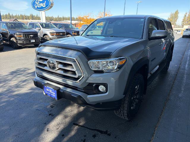 Used 2021 Toyota Tacoma SR5 w/ Trail Edition AWD/4WD image 3
