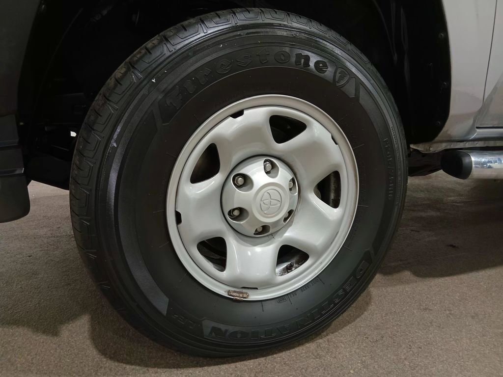 Used 2020 Toyota Tacoma SR image 12