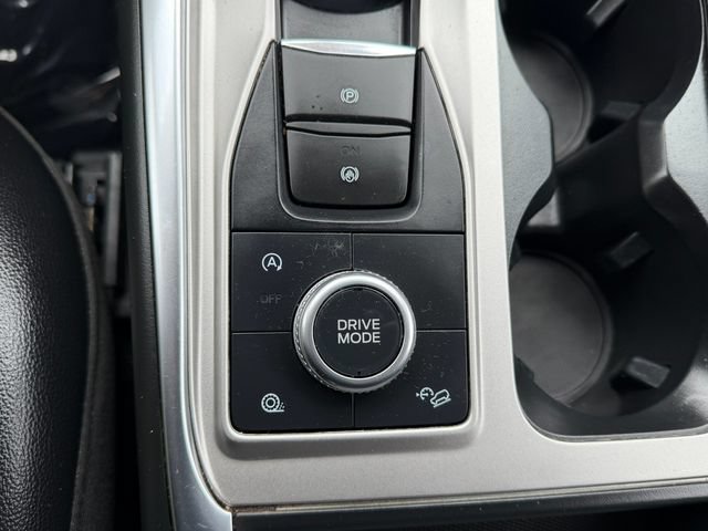 Certified 2021 Ford Explorer XLT w/ Equipment Group 202A AWD/4WD image 25