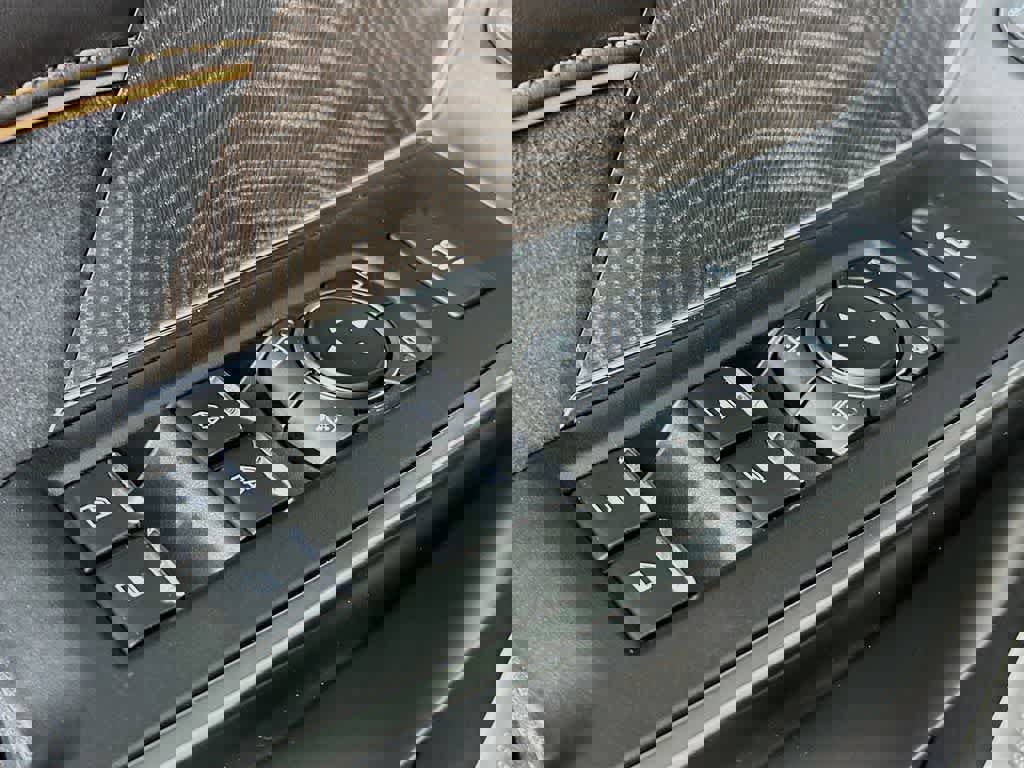 Certified 2024 Ford F250 Platinum w/ Tremor Off-Road Package image 29