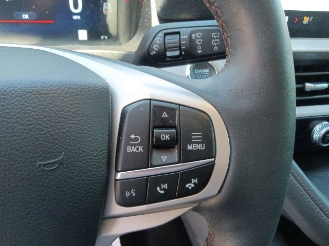 Certified 2025 Ford Explorer Active w/ Active Comfort Package AWD/4WD image 19