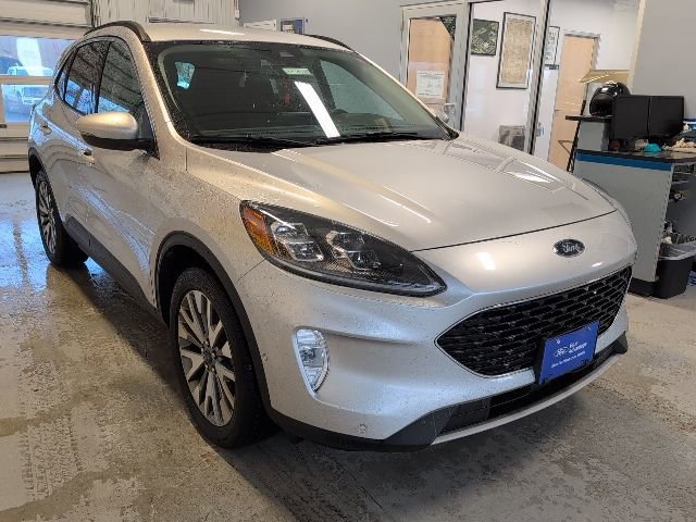 Certified 2020 Ford Escape Titanium image 8