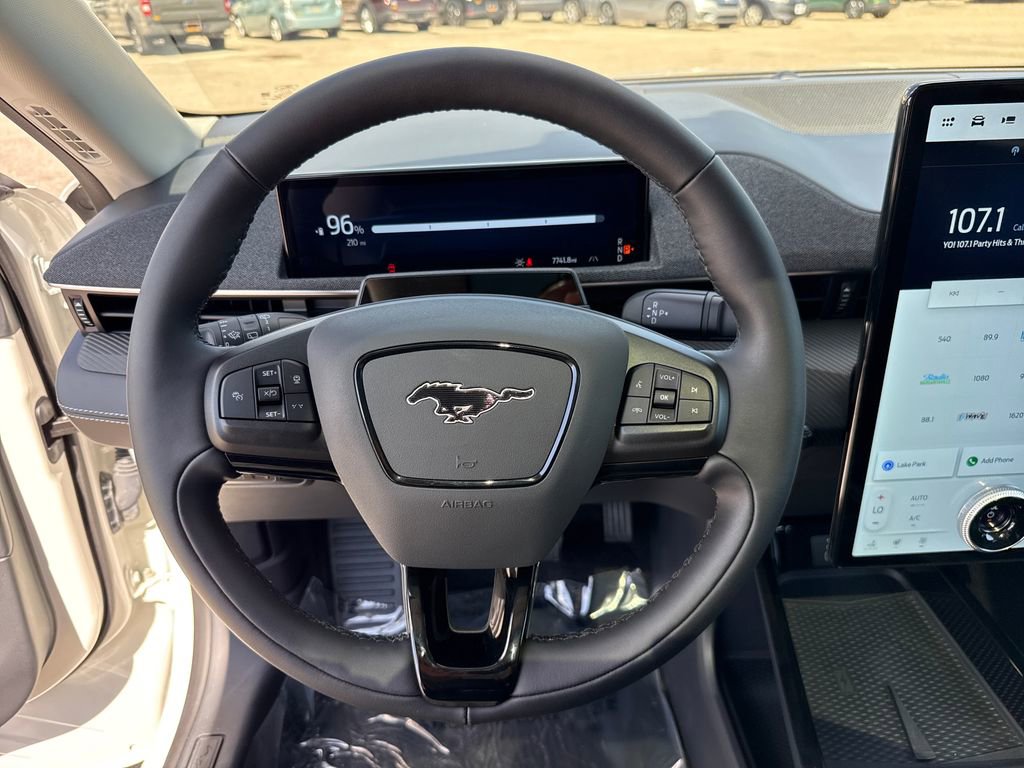 Certified 2025 Ford Mustang Mach-E Premium image 15